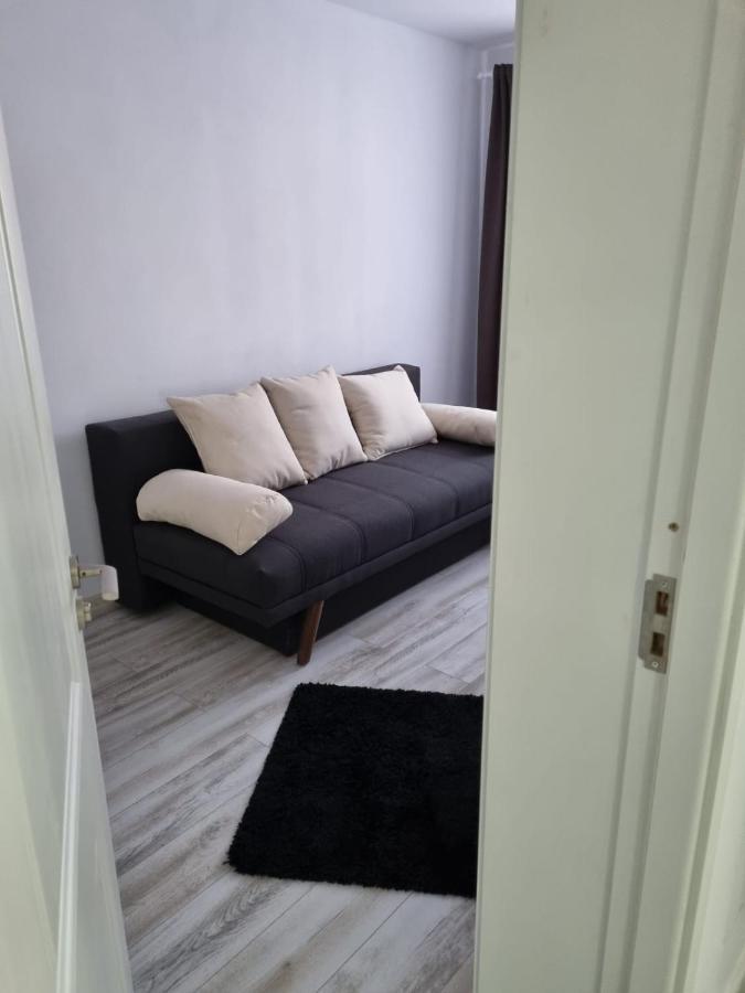 Luxury Apartament Curtea de Argeş Eksteriør billede