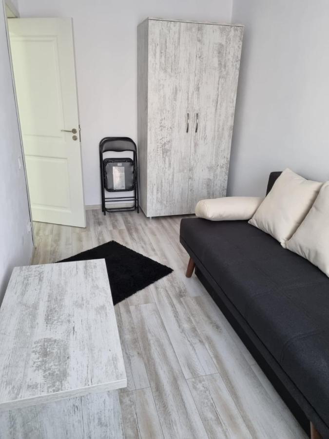 Luxury Apartament Curtea de Argeş Eksteriør billede