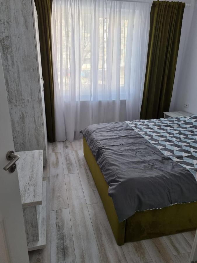 Luxury Apartament Curtea de Argeş Eksteriør billede